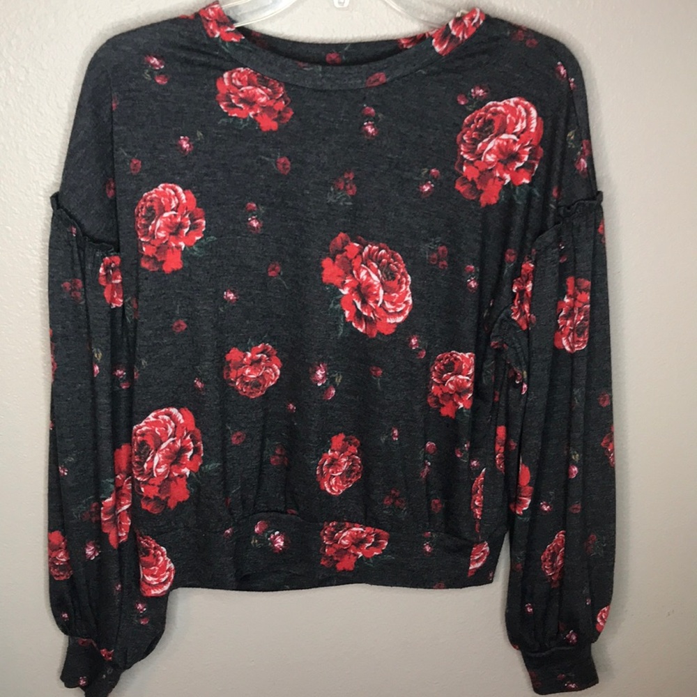 Gently Worn Eyeshadow Sweatshirt